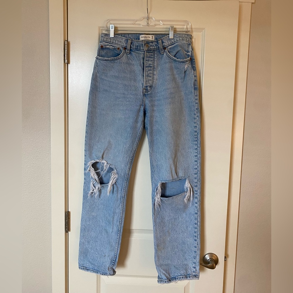 Abercrombie Straight Leg ripped denim